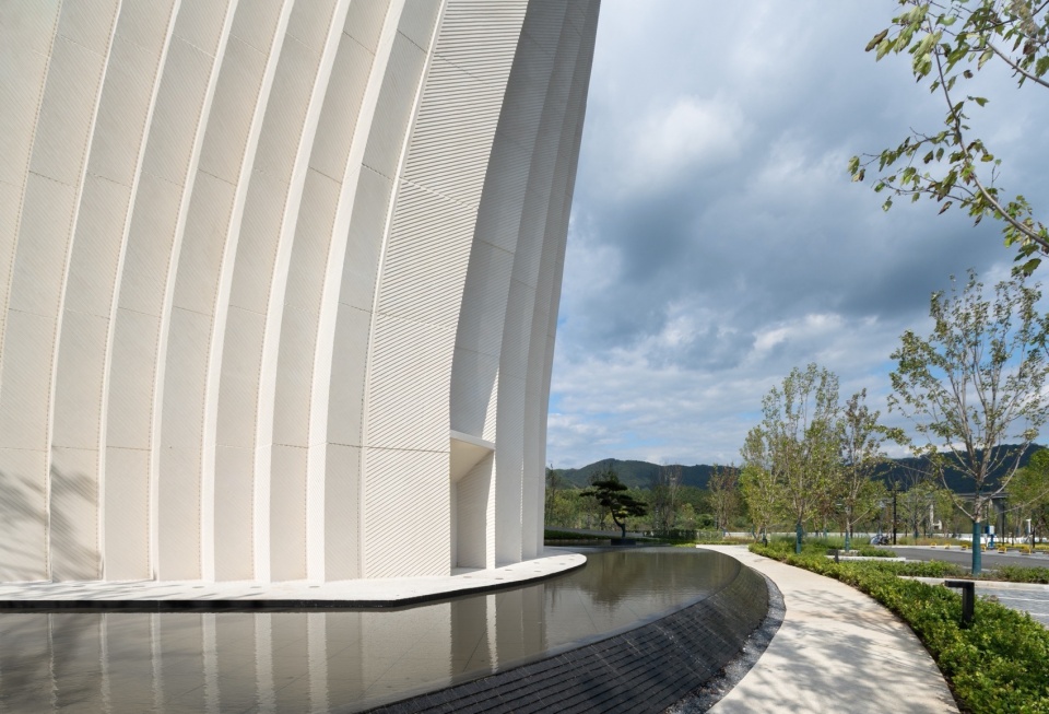 Sunner Museum by Atelier Alter Architects