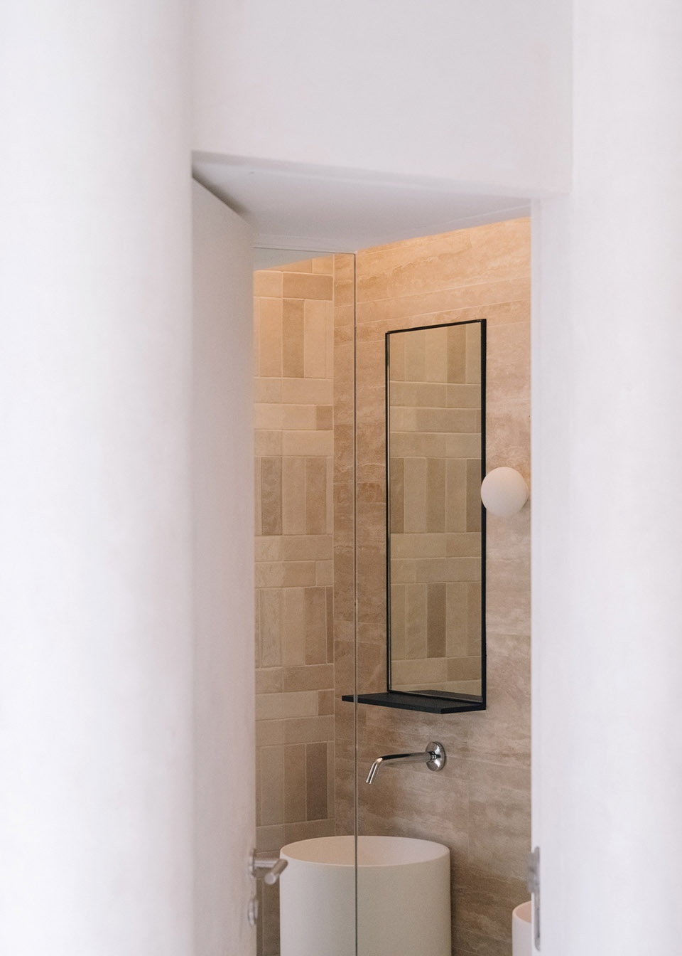 mitr headquarter home studio for dressmaker by phtaa living design
