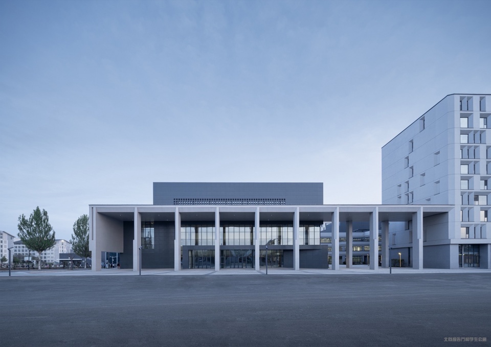 Taiyuan Normal University Teacher Education Training Center by Architectural Design Research Institute of SCUT Taozhi Studio