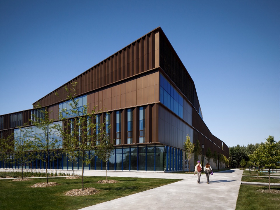ecole secondaire du bosquet by msdl architectes