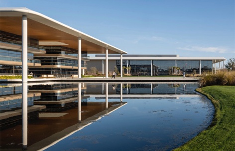 PGA巡回赛演播中心，美国 / Foster + Partners