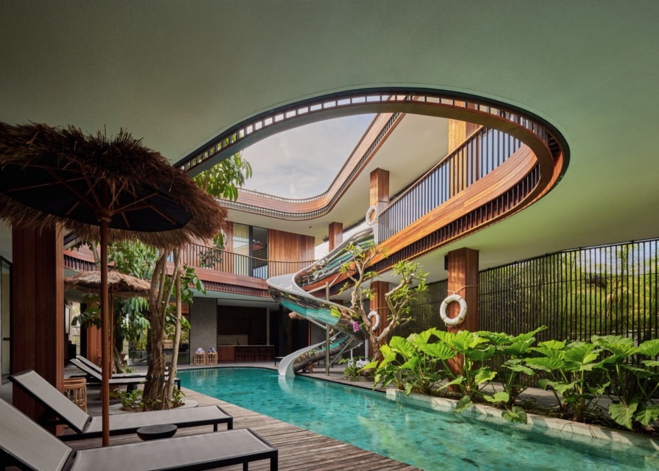 Akashi Residence by Alexis Dornier