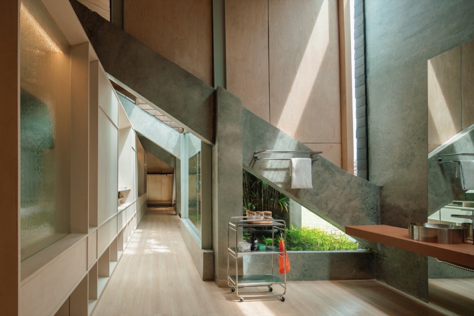 Attic Above Garden by RAD ar