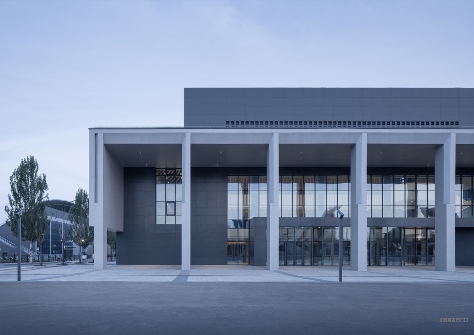 Taiyuan Normal University Teacher Education Training Center by Architectural Design Research Institute of SCUT Taozhi Studio