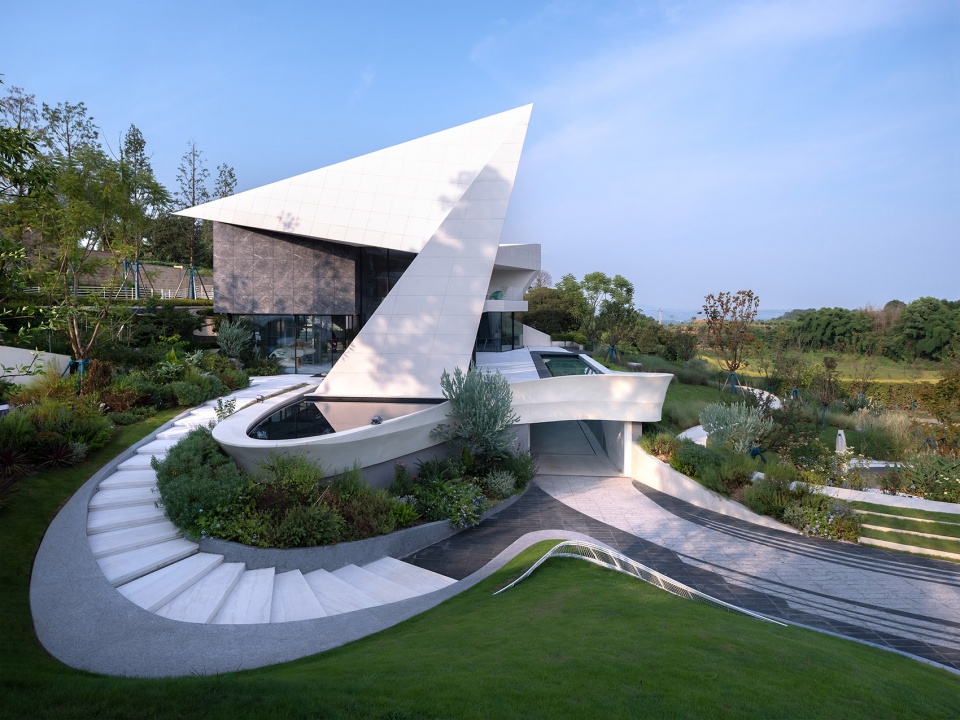 Thousand paper cranes House China by GrandZ Build Architectural Office Chongqing Co LTD