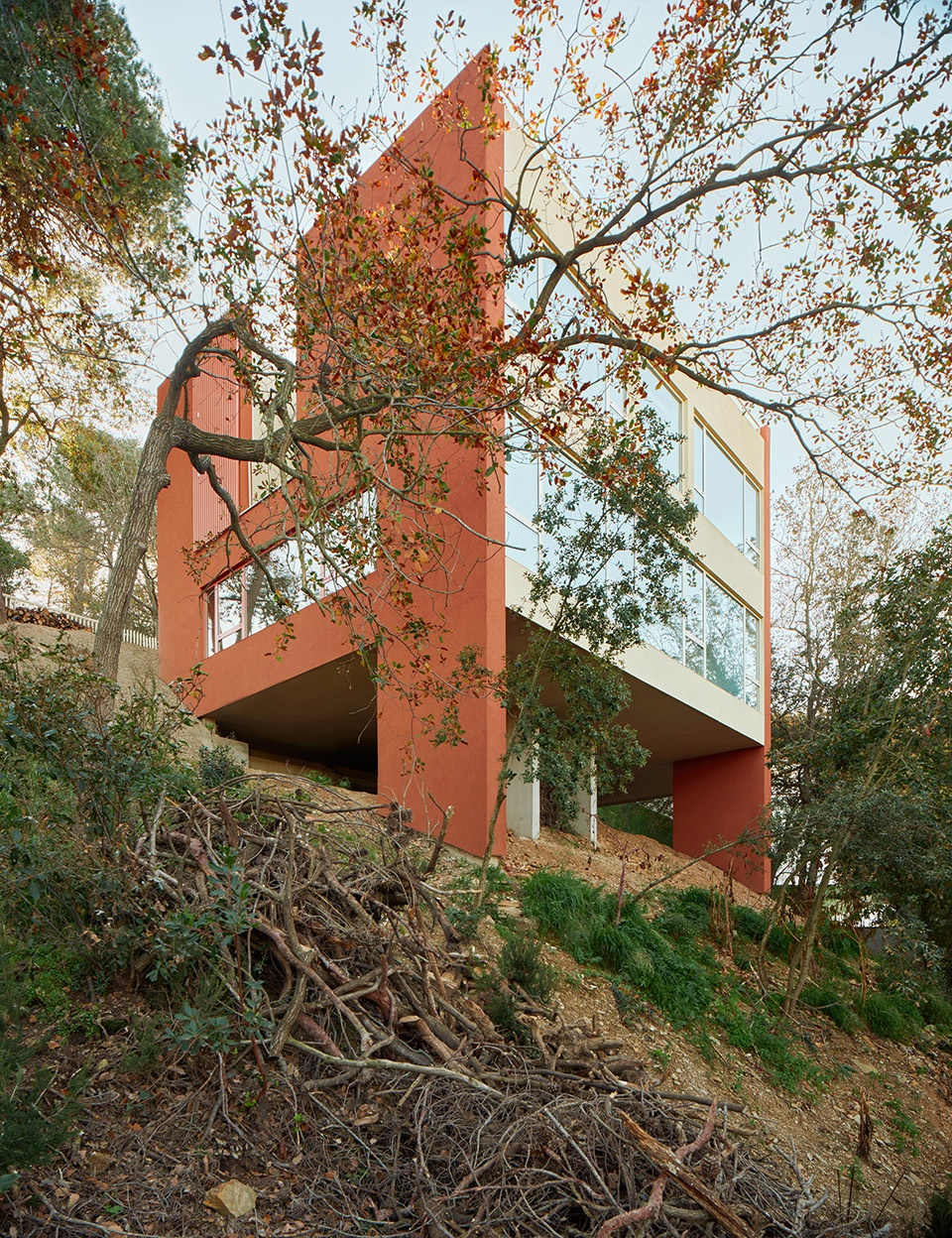 casa magarola by raul sanchez
