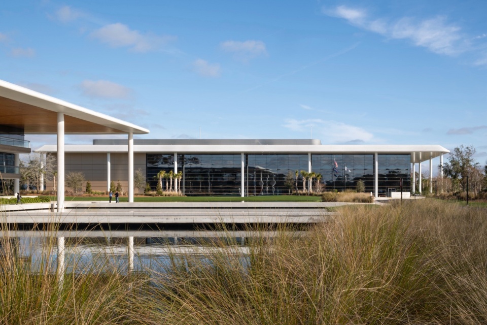 pga tour studios by foster partners