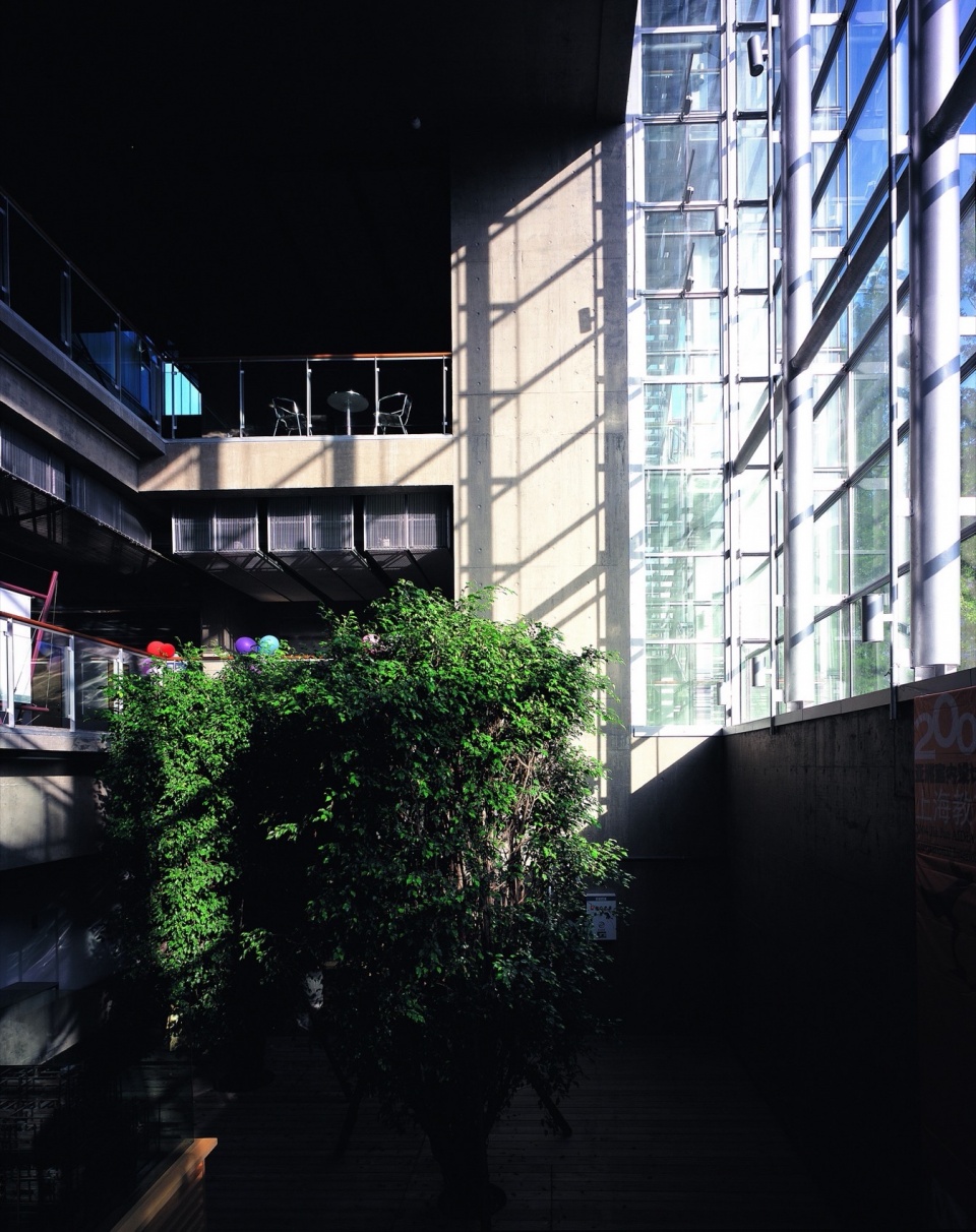 OFFICE FACT Atelier Z plus