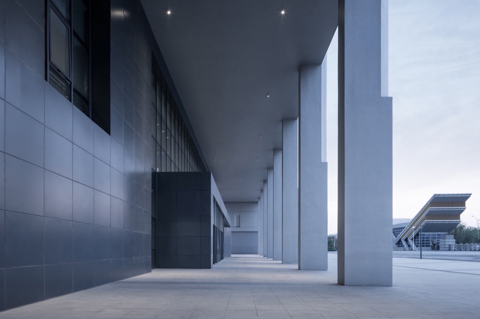 Taiyuan Normal University Teacher Education Training Center by Architectural Design Research Institute of SCUT Taozhi Studio