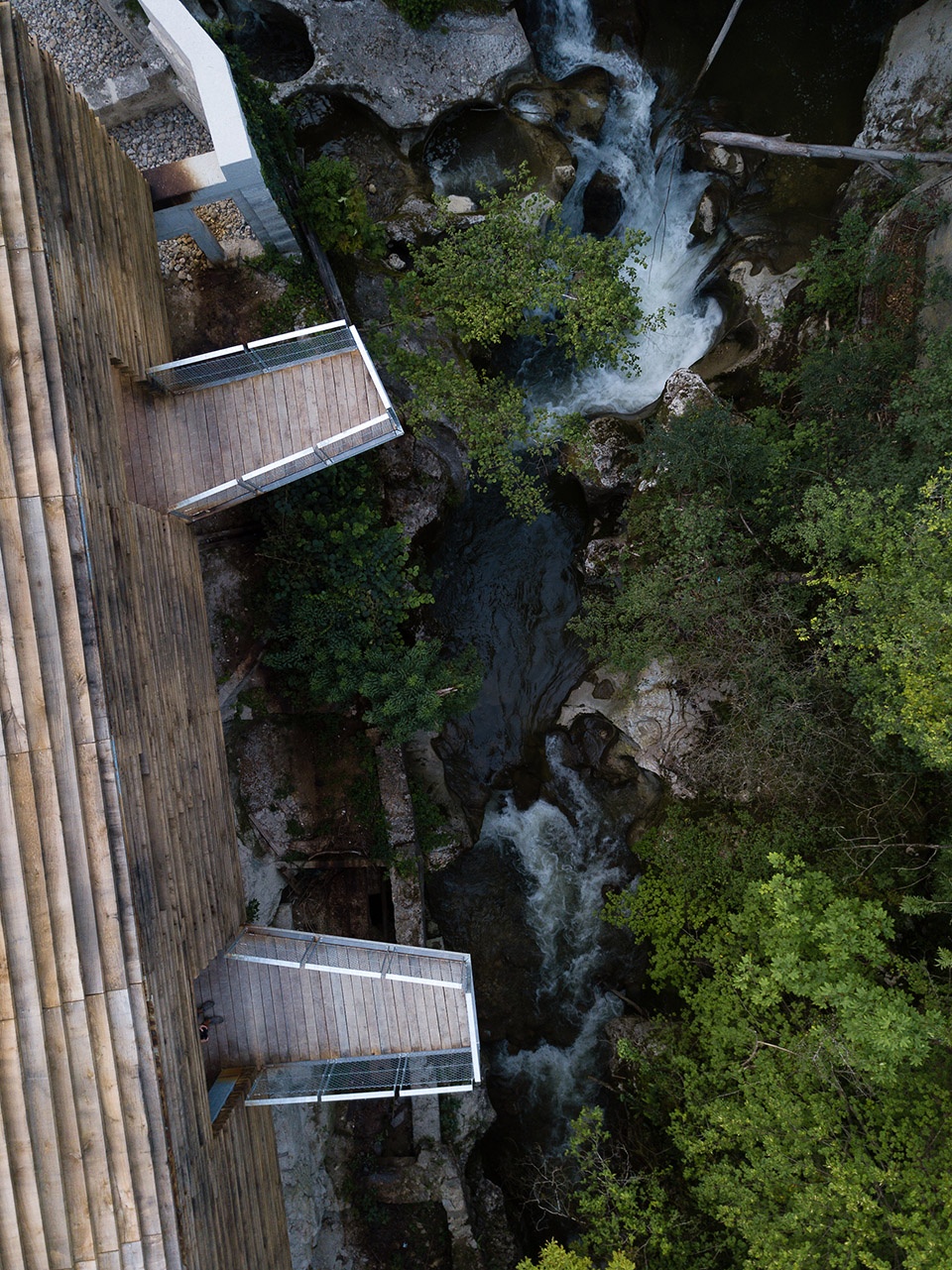 gorges du sierroz by icmarchitectures
