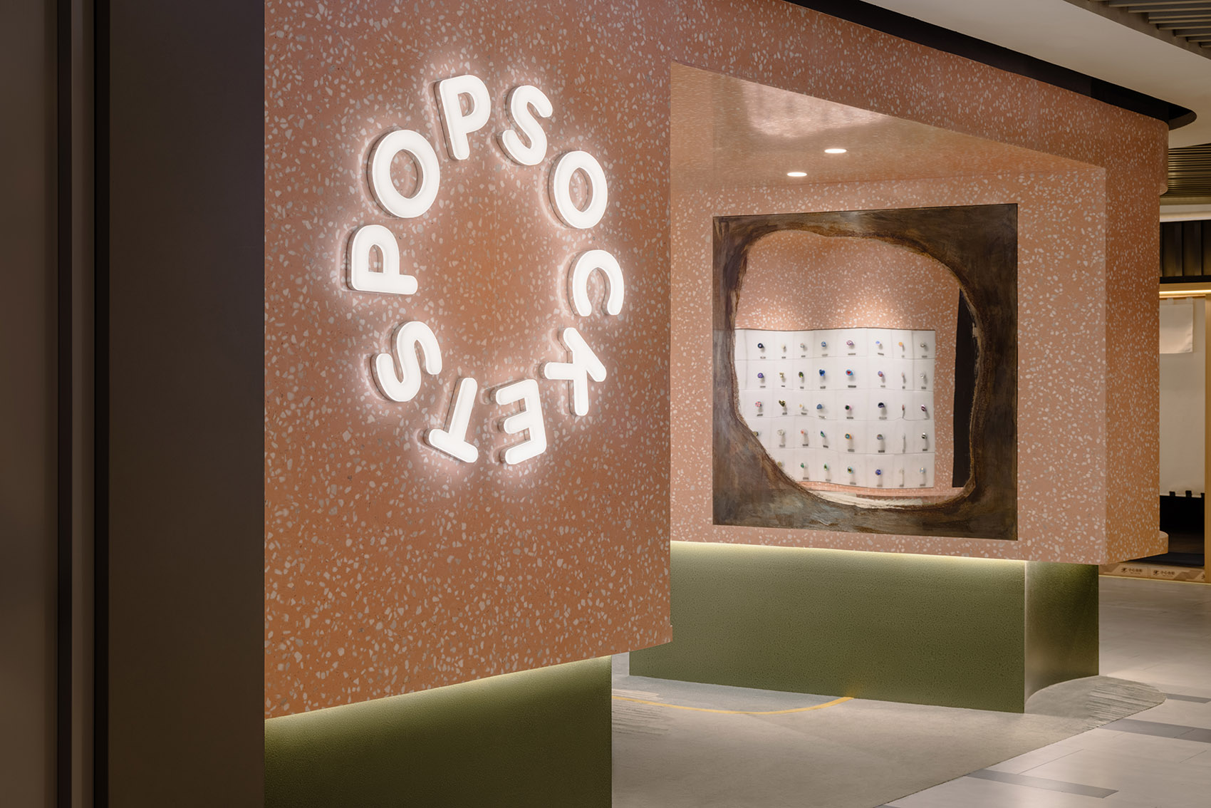 Pop Socket Store PopSockets Concept Store by Yatofu Creatives - 谷德设计网