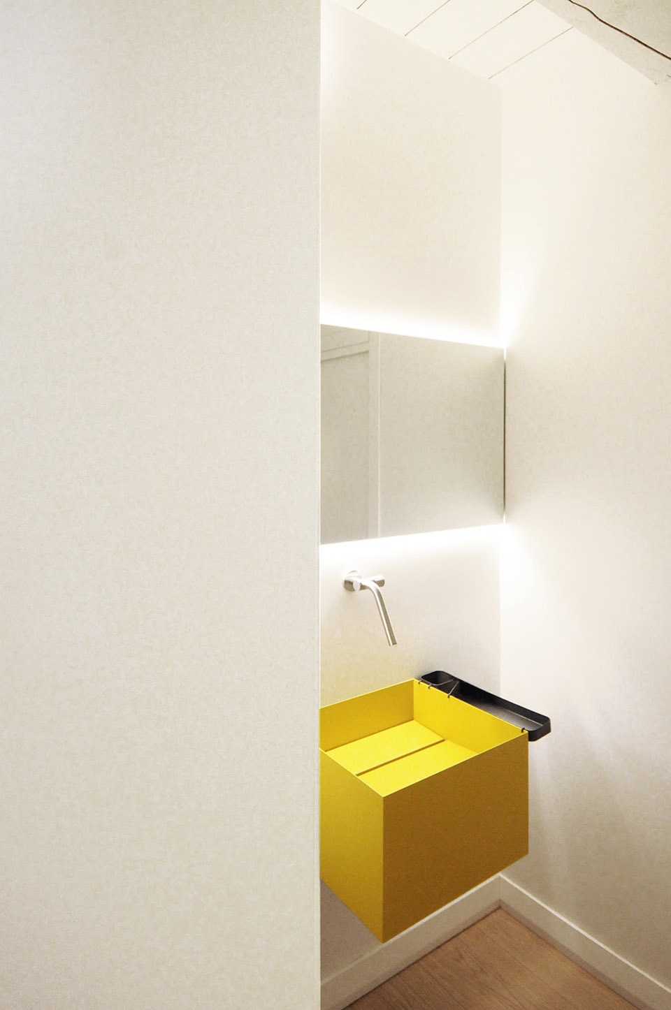 the nap penthouse by tisselli studio architetti