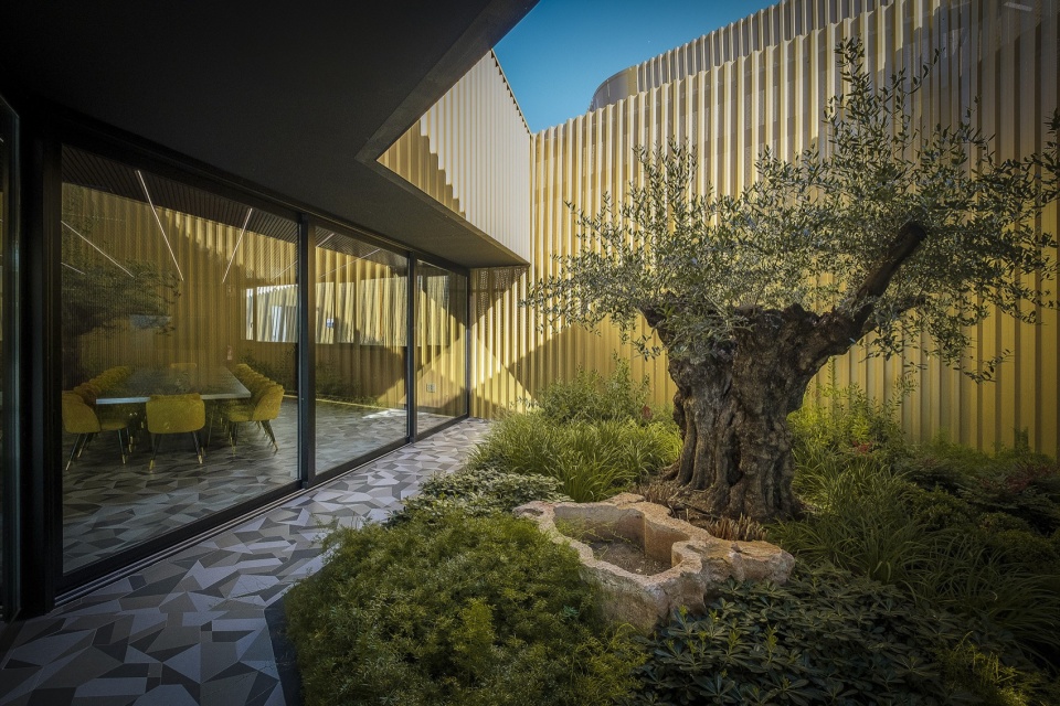 Almazara Acesur Mollinedo Arquitectura