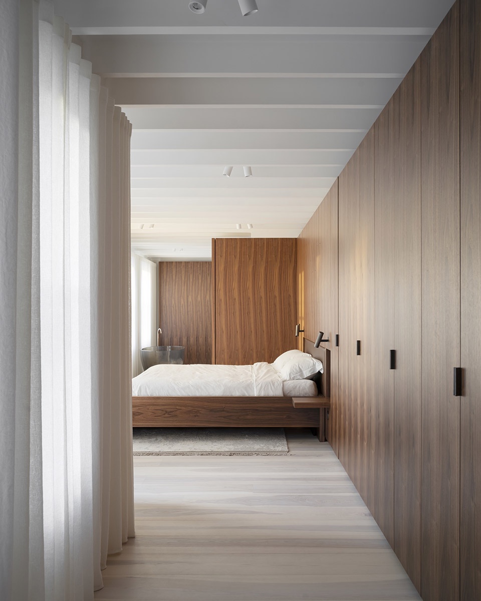 covent garden apartment by carmody groarke