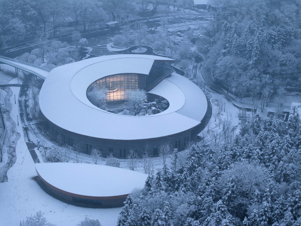 jiangxi gian salamander cultural and creative experience center by hesion architecture office