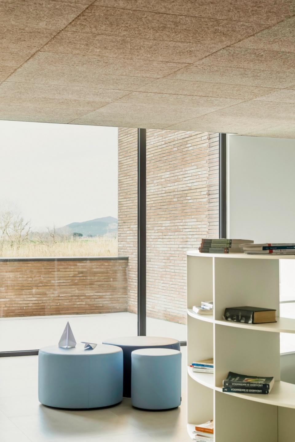 montale high school pontedera by coluccipartners architettura