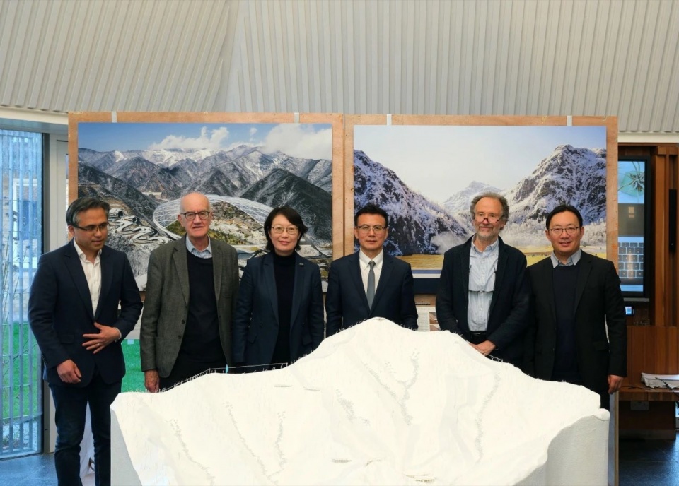 ATELIER LI XINGGANG Integrated Geometry and Poetic Scenery Yanqing Olympic Park 2062 The Interaction between Technology and Poetry