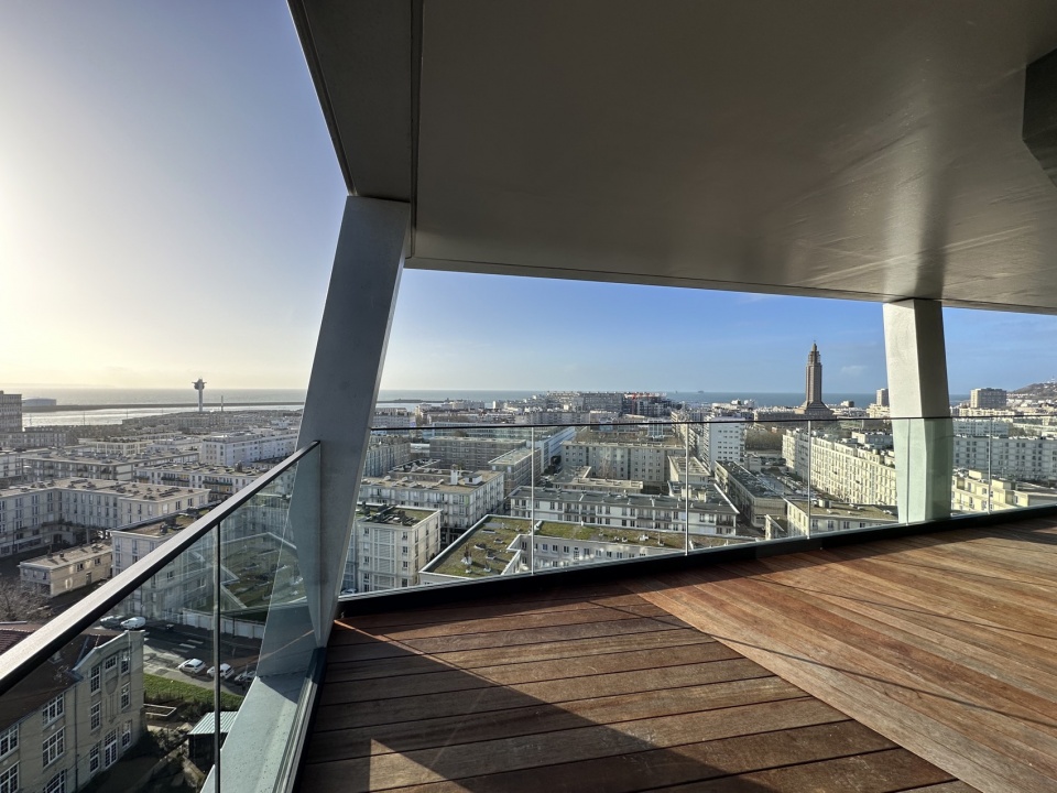 Alta tower by Hamonic Masson Associes