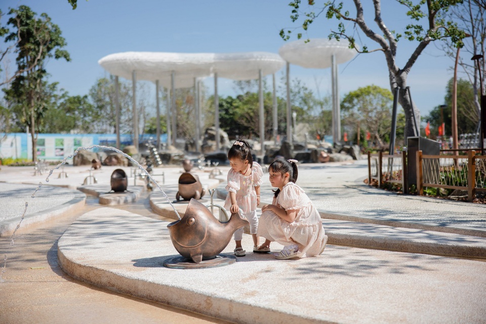 Children s Science Activity Park Dalierhai Ecological Corridor China by antao AHA