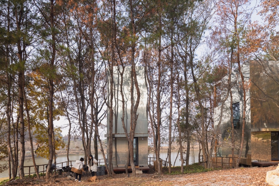 The Giraffe Cabin