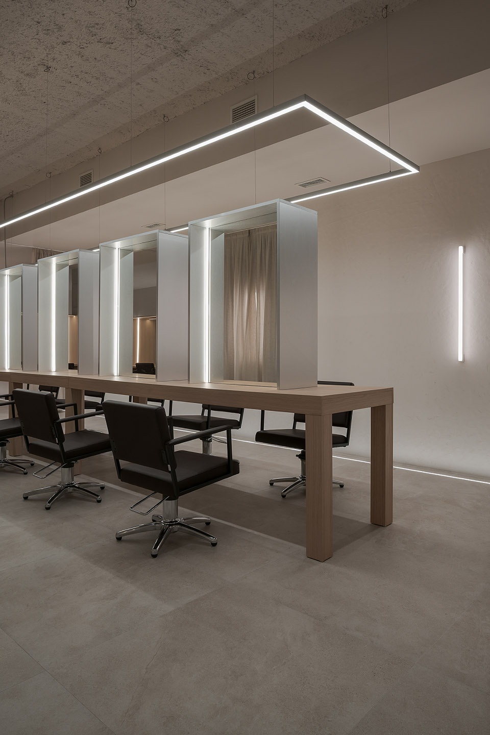 carlos pons beauty center by nan arquitectos