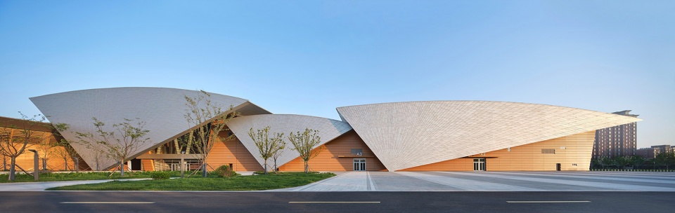 yellow river delta agricultural product trading service center by uad
