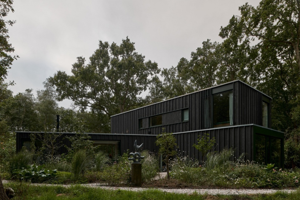 Forest House Oostvoorne by Kumiki Architecture