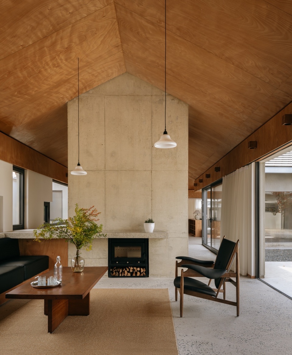House of Cross by chaoffice