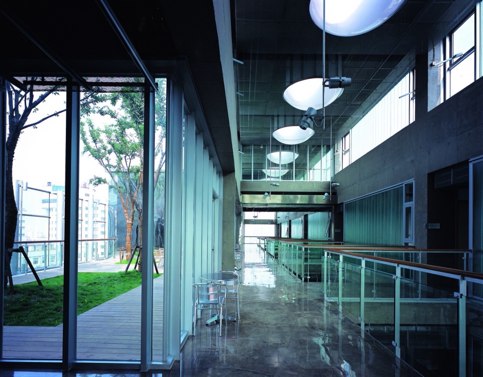OFFICE FACT Atelier Z plus