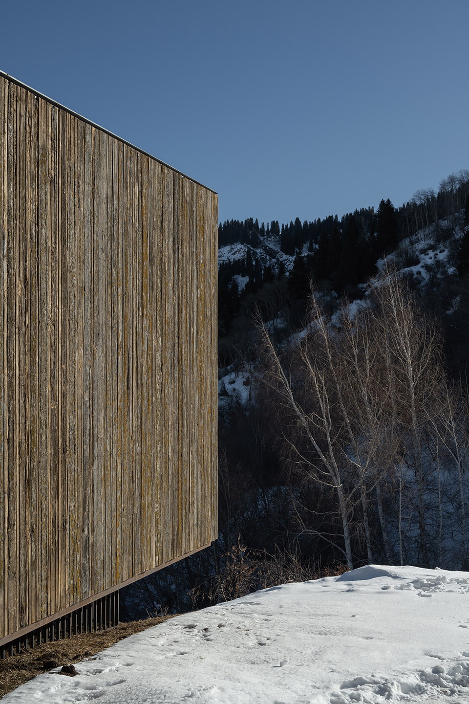 aum cabins amid mountainscape in kazakhstan by arthur kariev architects