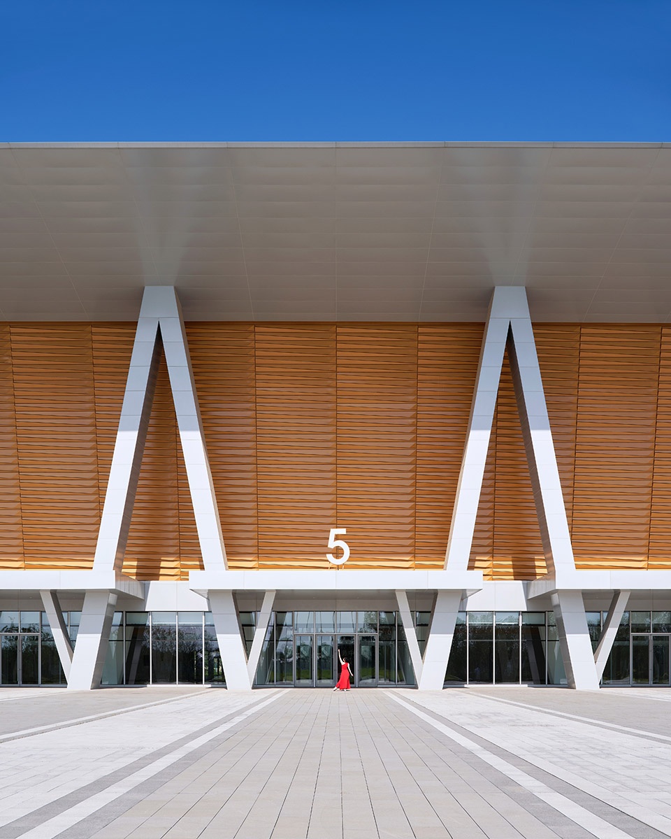 yellow river delta agricultural product trading service center by uad