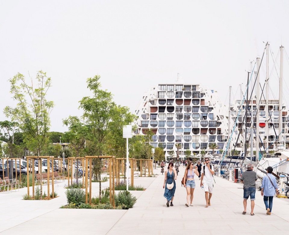La Ball ade by Agence Leclercq Associes