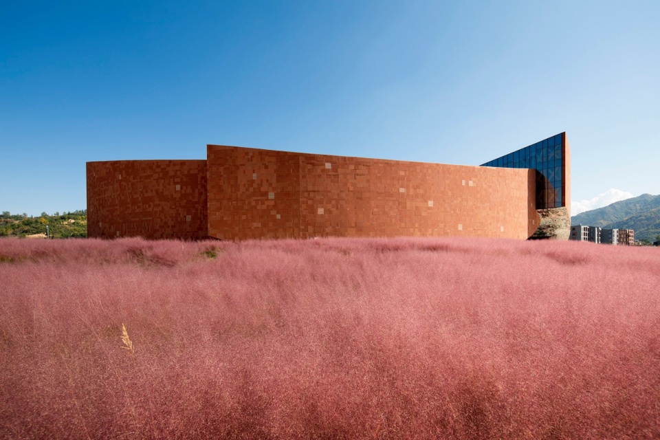 Maiji Mountain Visitor Center by ZXD Architects + BIAD - Gooood