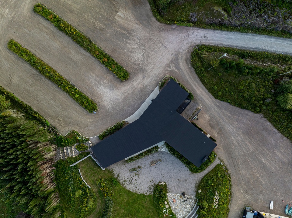 camp mercier by anne carrier architecture