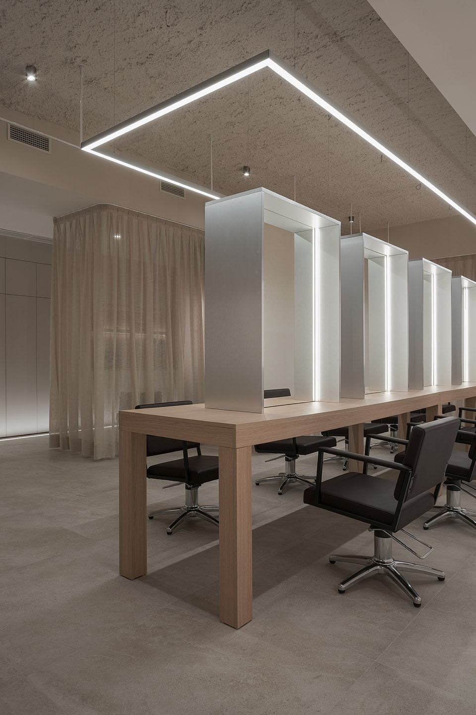 carlos pons beauty center by nan arquitectos