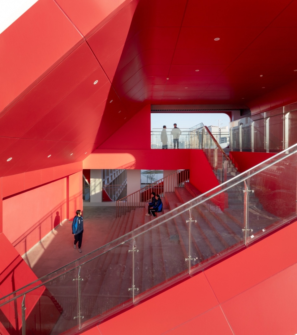 Quzhou No 6 Experimental School by LYCS Architecture Work