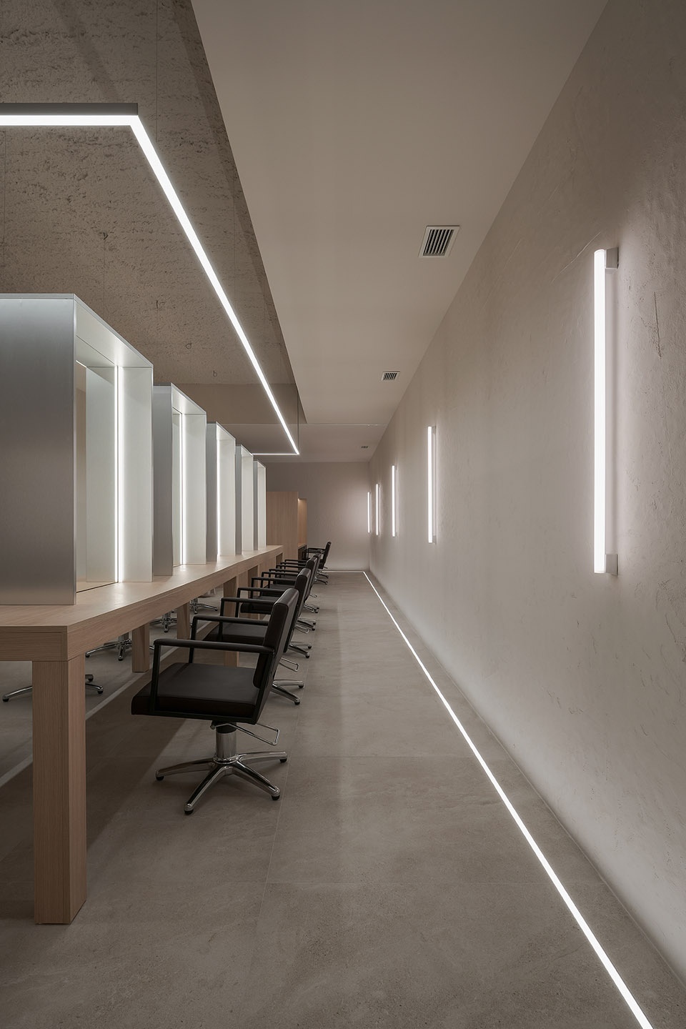 carlos pons beauty center by nan arquitectos