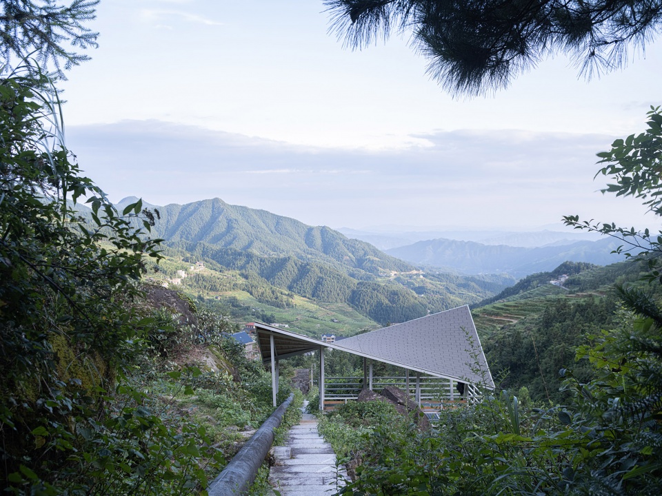 linear steel pavilion group in baishuidong by youtian architects