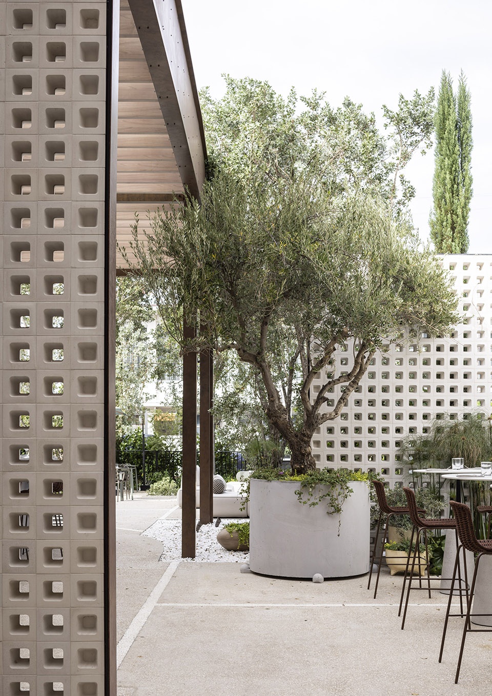 malka restaurant by kimmel eshkolot architects