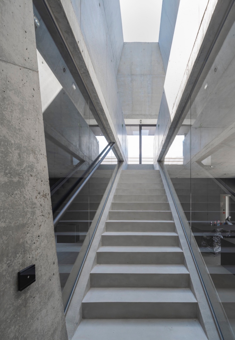 Gambit Office by KWK Promes