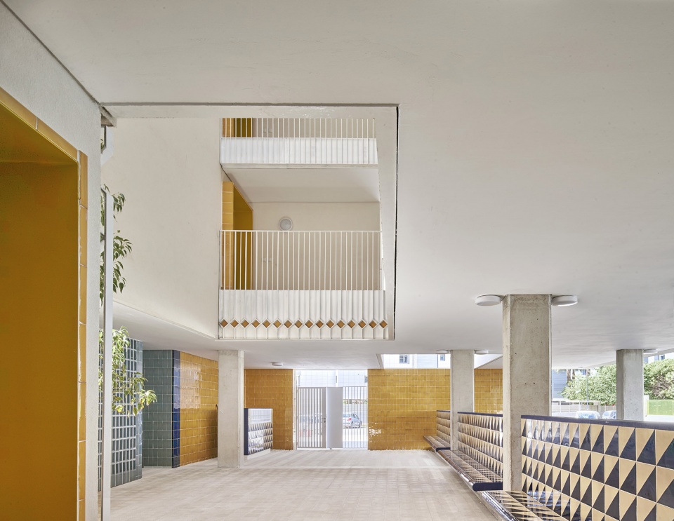 Social Housing In Ibiza by RIPOLLTIZON Estudio de arquitectura