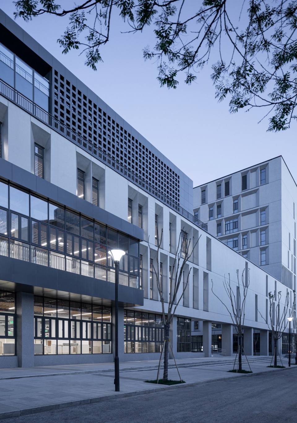 Taiyuan Normal University Teacher Education Training Center by Architectural Design Research Institute of SCUT Taozhi Studio