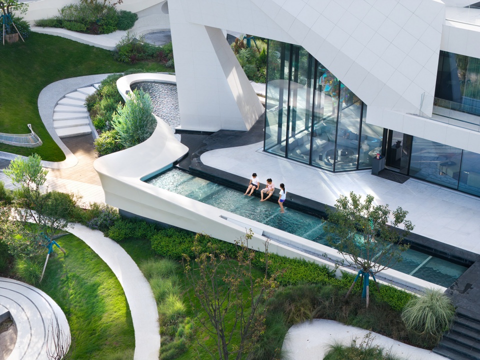 Thousand paper cranes House China by GrandZ Build Architectural Office Chongqing Co LTD