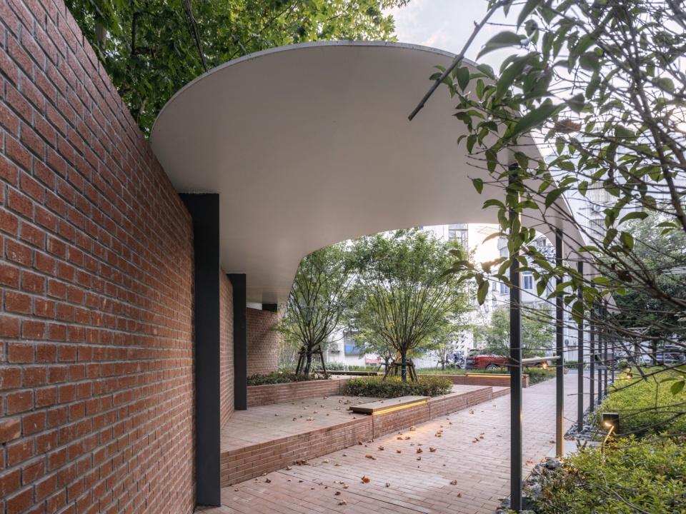 hudong experiment the CORNER garden