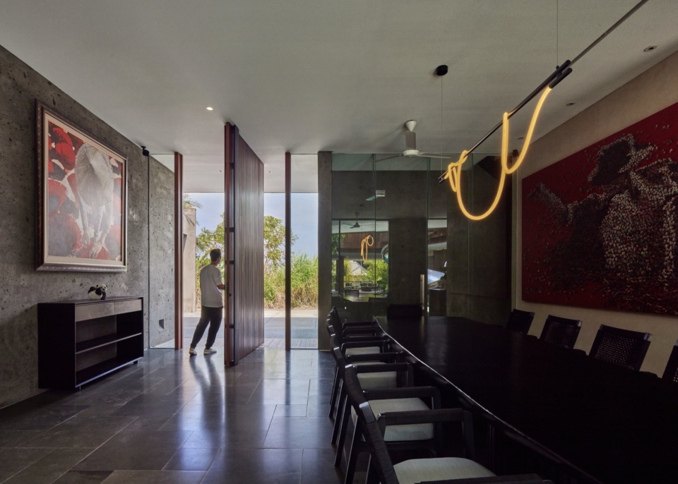 Akashi Residence by Alexis Dornier