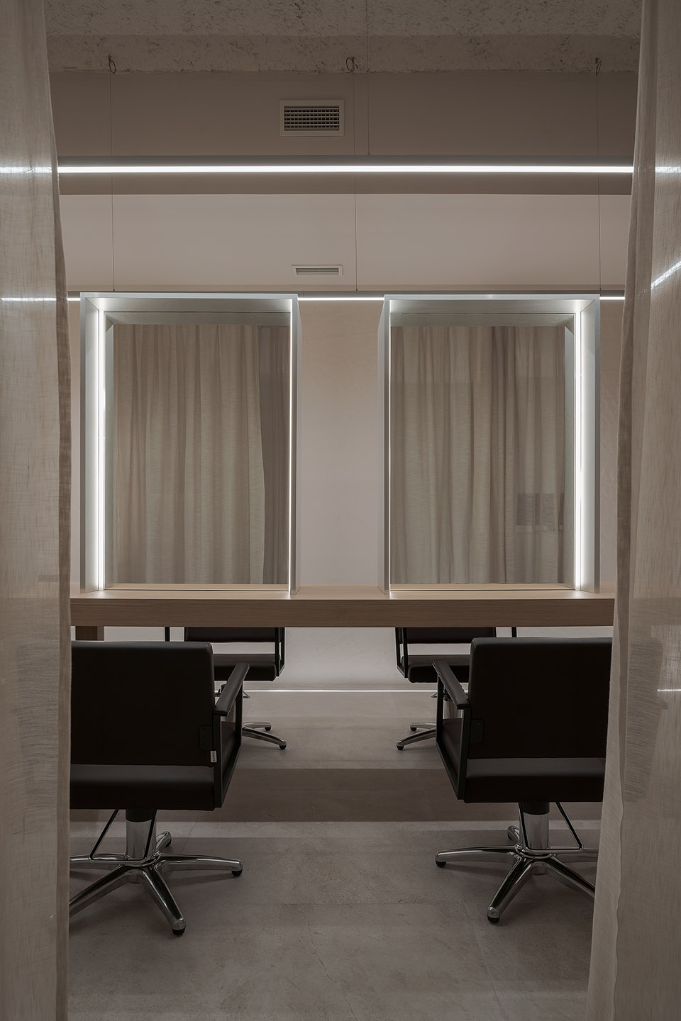 carlos pons beauty center by nan arquitectos