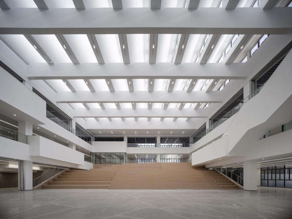 Taiyuan Normal University Teacher Education Training Center by Architectural Design Research Institute of SCUT Taozhi Studio