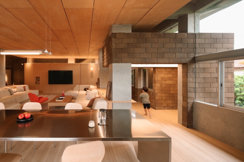 Attic Above Garden by RAD ar