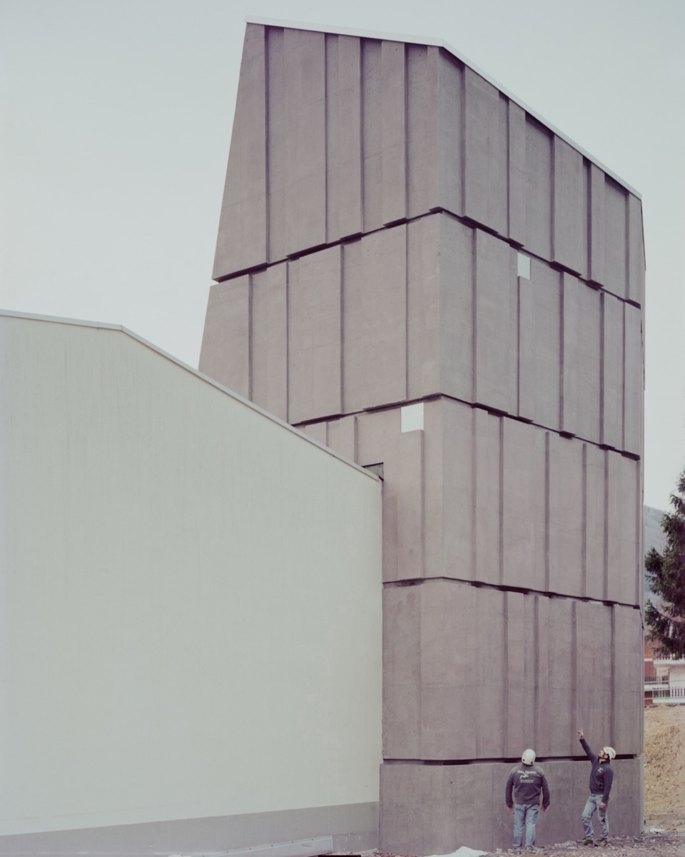Spluga Climbing Gym by ES arch