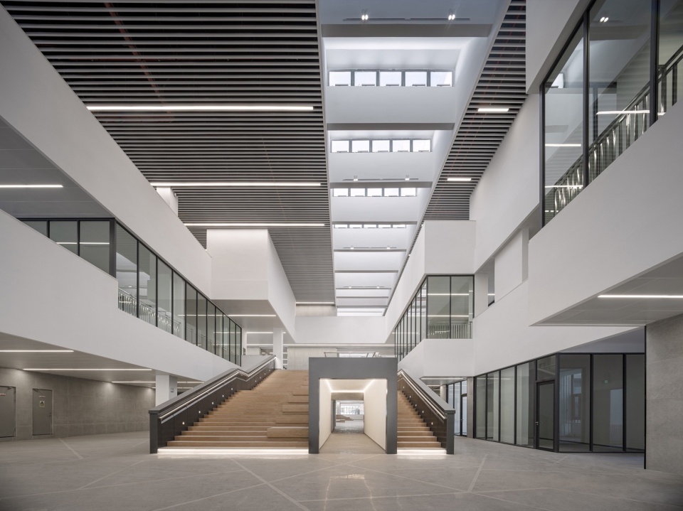 Taiyuan Normal University Teacher Education Training Center by Architectural Design Research Institute of SCUT Taozhi Studio